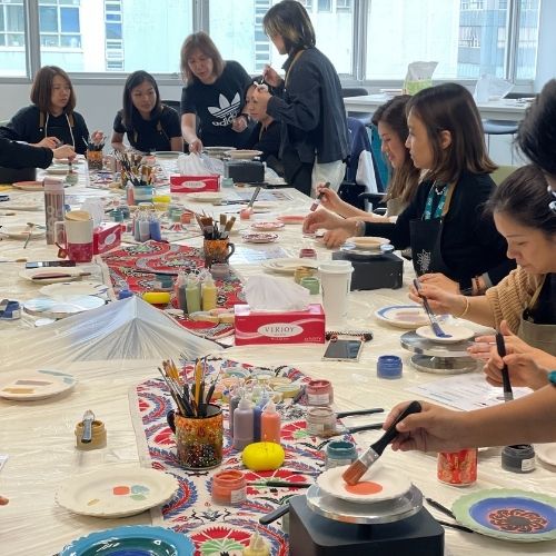 35 Team Building Activities You Can Do in Under 30 Minutes