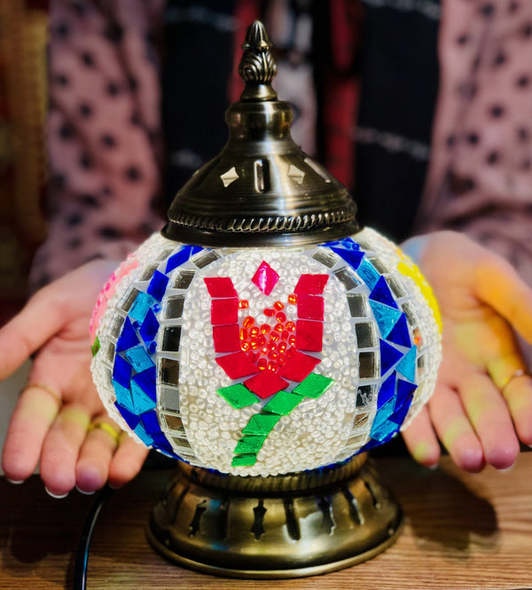 Red tulip, a classic Ottoman motif. Handmade with love at a Mosaic Art Studio workshop.